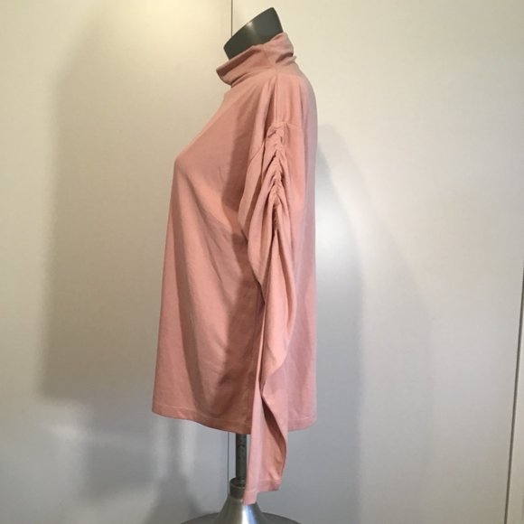 Gabby Isabella Turtleneck with Rouched Sleeves  Size XL - Picture 6 of 14